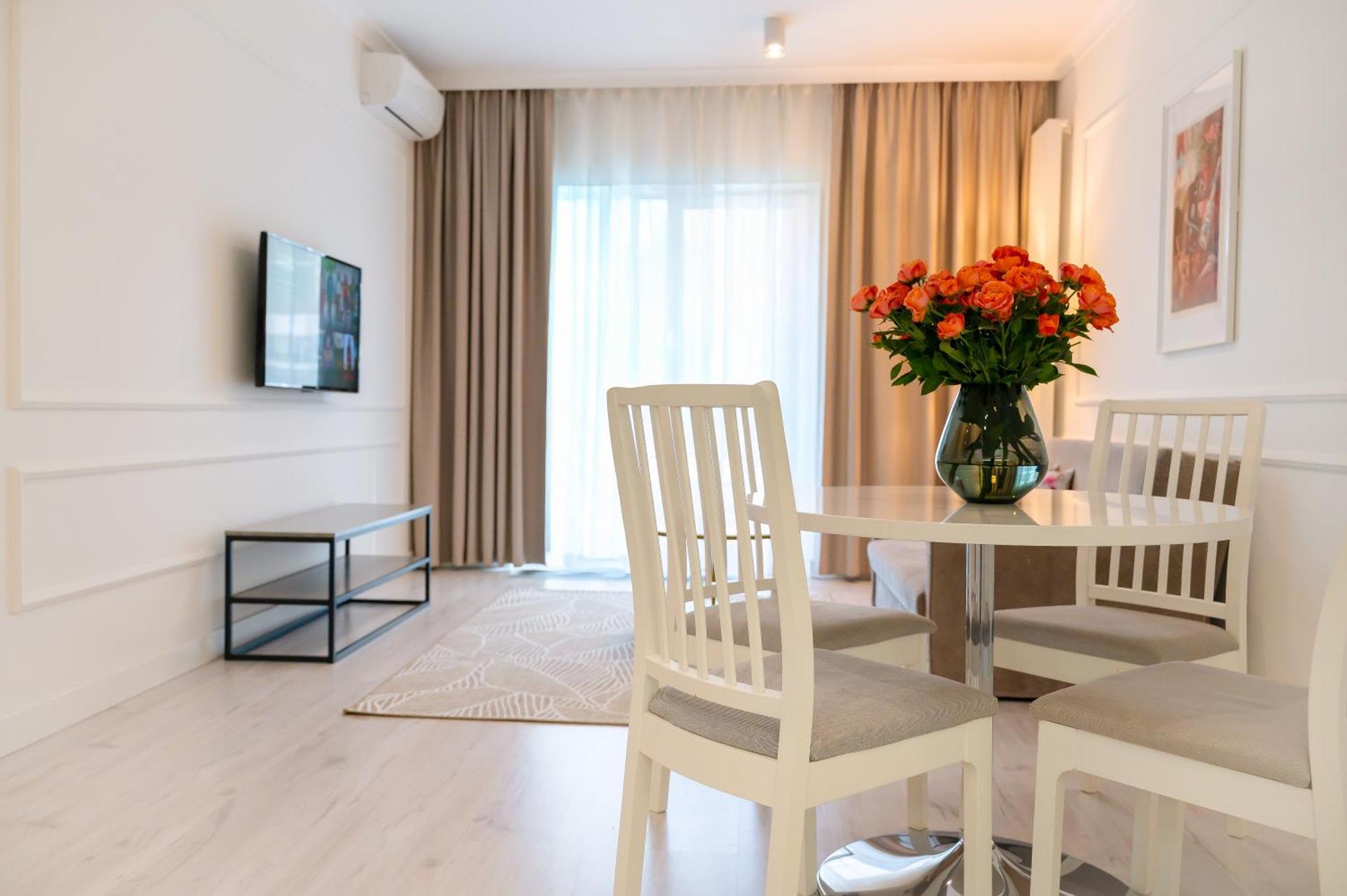 Mennica Residence - Grzybowska 43A 바르샤바 외부 사진